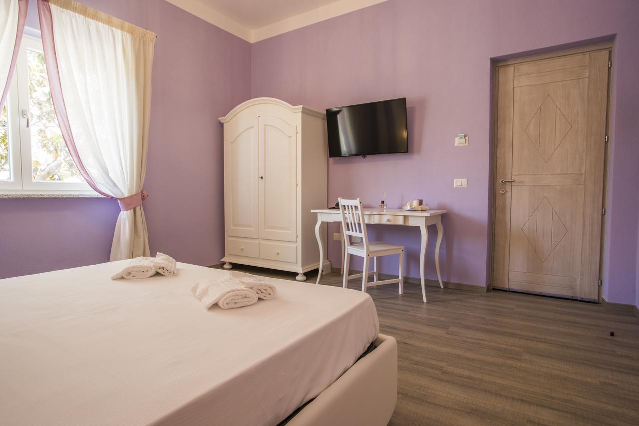 Les Suites Magnolia Olbia Eksteriør bilde