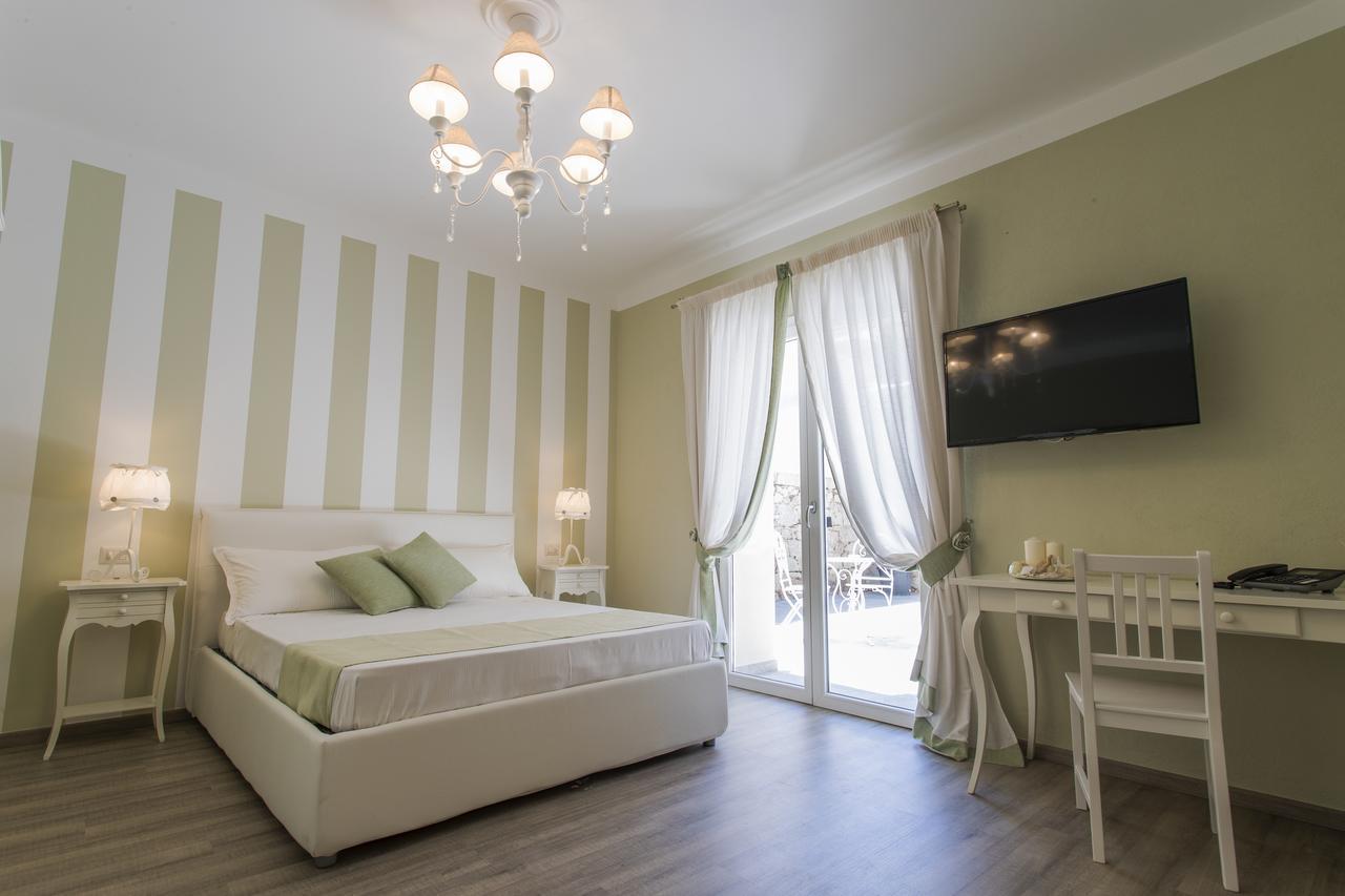 Les Suites Magnolia Olbia Eksteriør bilde