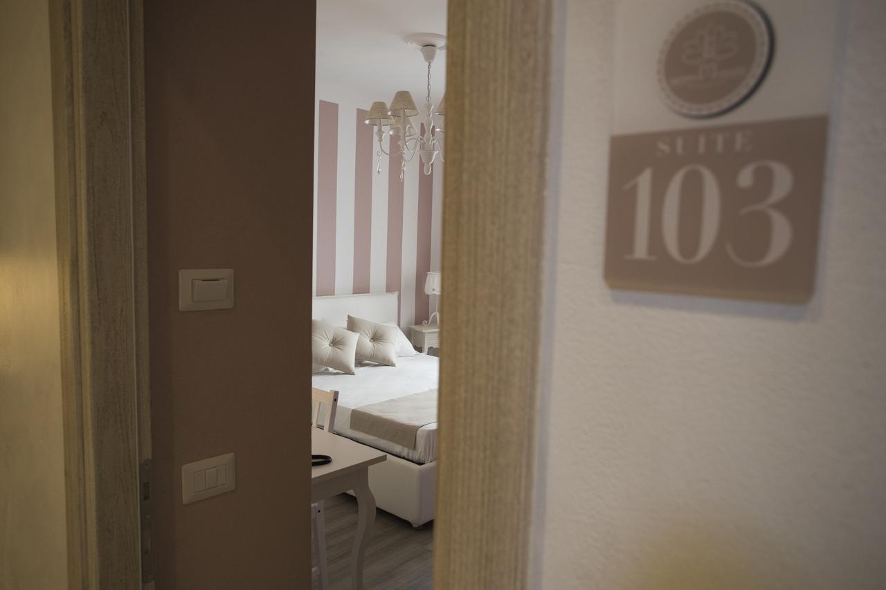 Les Suites Magnolia Olbia Eksteriør bilde